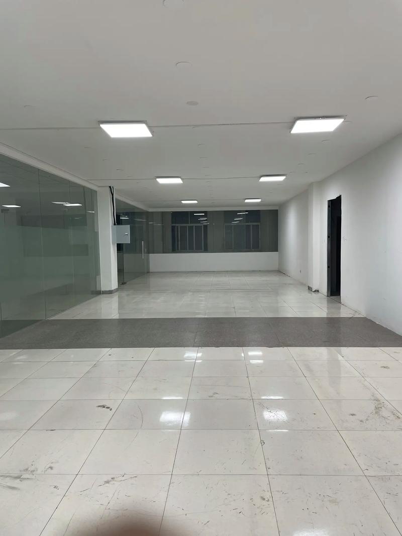 电子产品工厂诚聘焊接、普工及维修人员